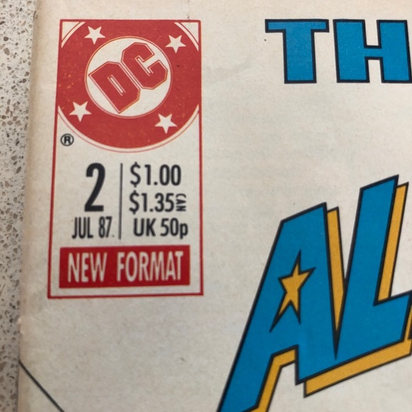 Comic Books DC - Picture 4 of 16